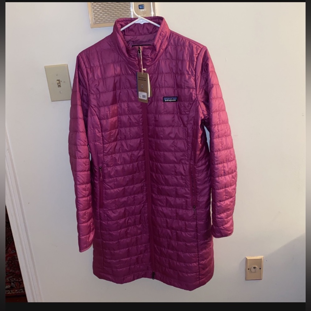 Patagonia - Woman’s Nano Puff Parka - Size L - Amaranth Pink